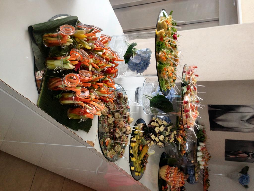 Hotel Byron ริมินี ภายนอก รูปภาพ