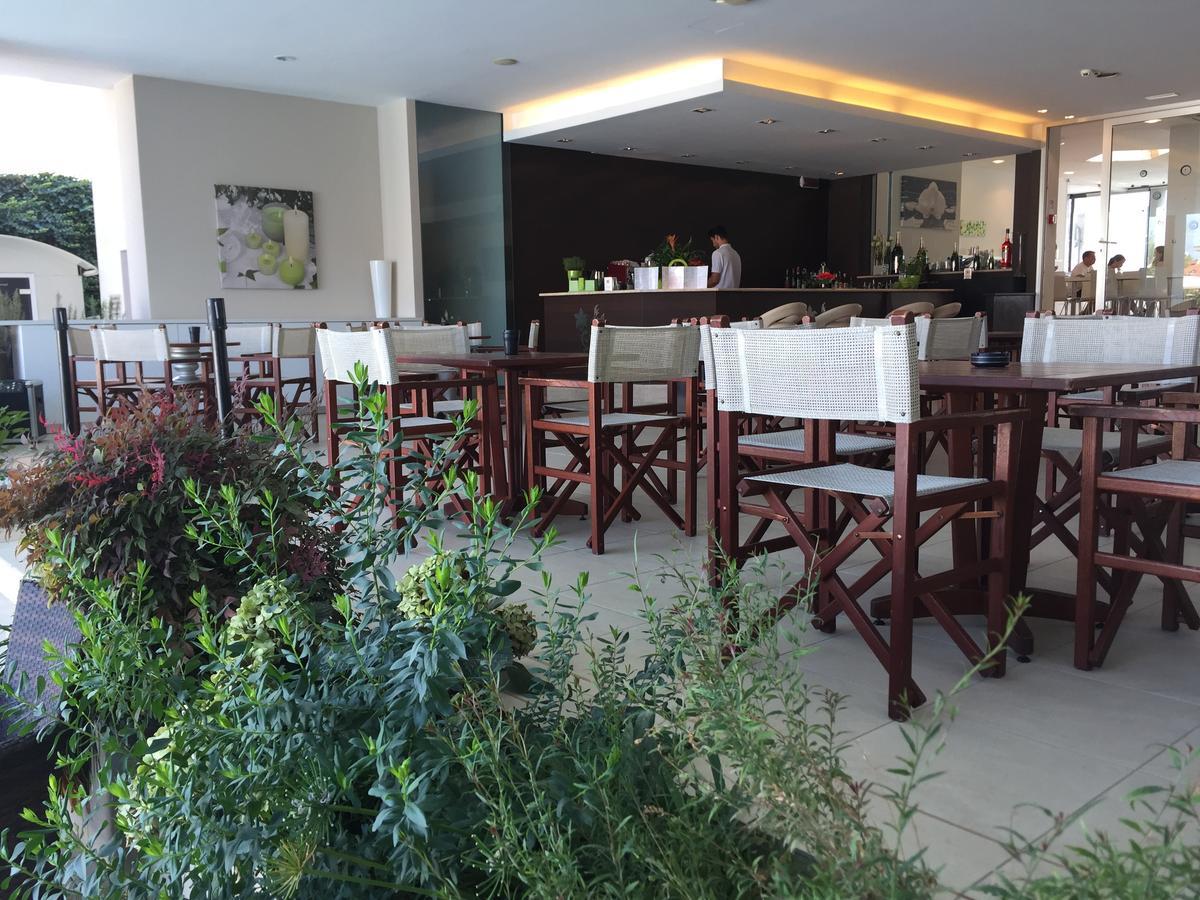Hotel Byron ริมินี ภายนอก รูปภาพ